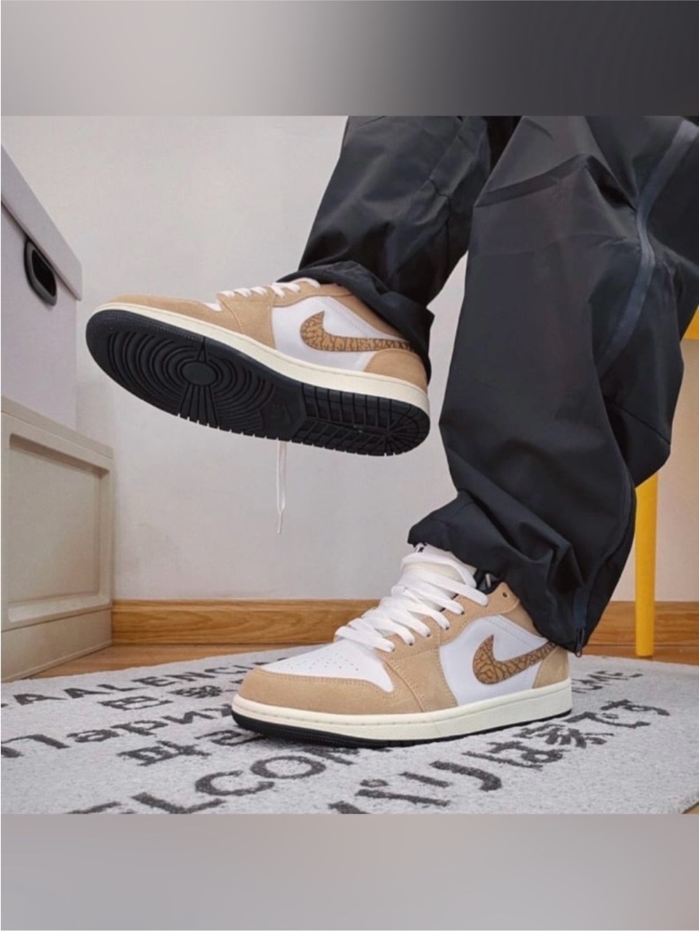 ✔️NIB✔️ NIKE Air Jordan 1 Low SE 'Brown Elephant'